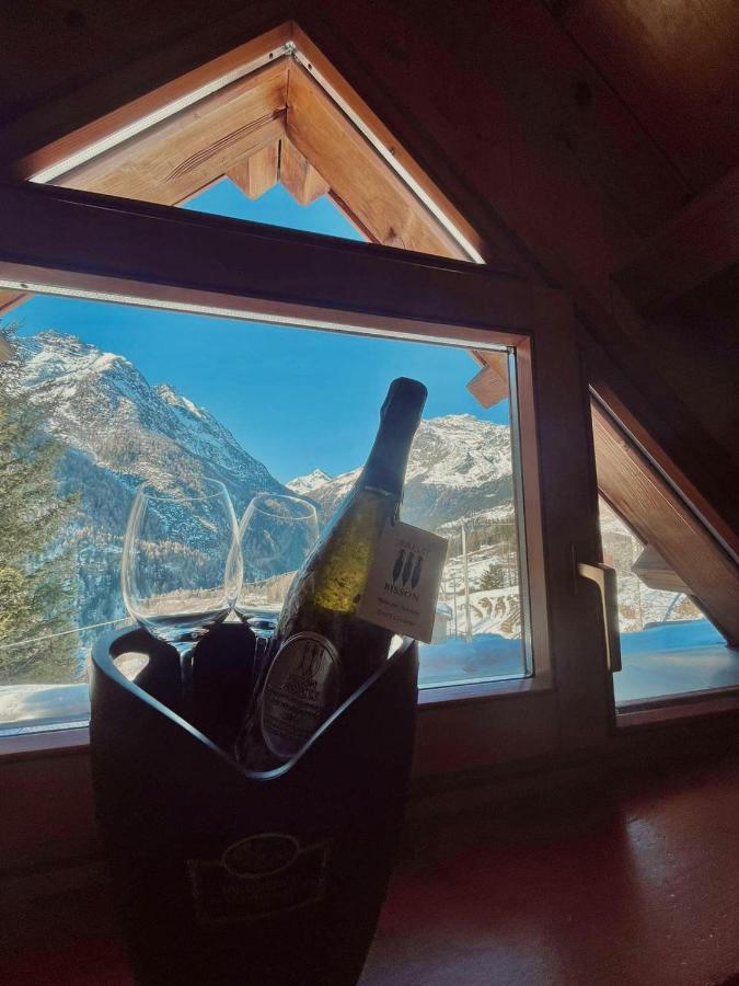 Sasso Nero Hotel Chiesa in Valmalenco Buitenkant foto