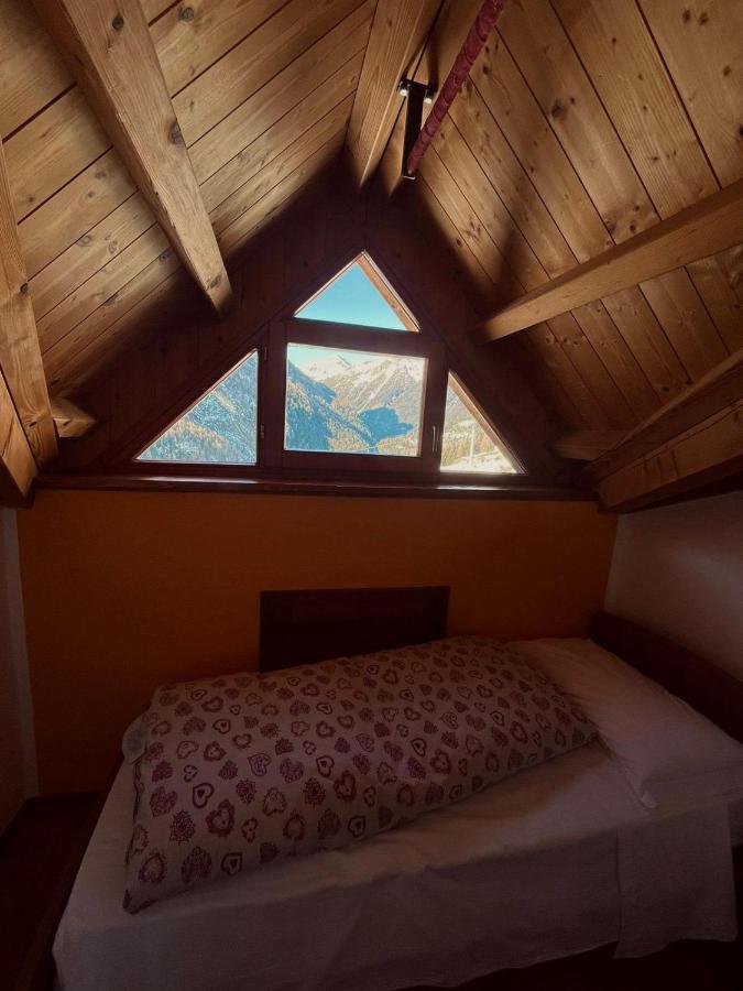 Sasso Nero Hotel Chiesa in Valmalenco Buitenkant foto