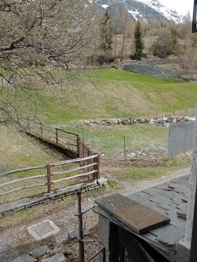 Sasso Nero Hotel Chiesa in Valmalenco Buitenkant foto
