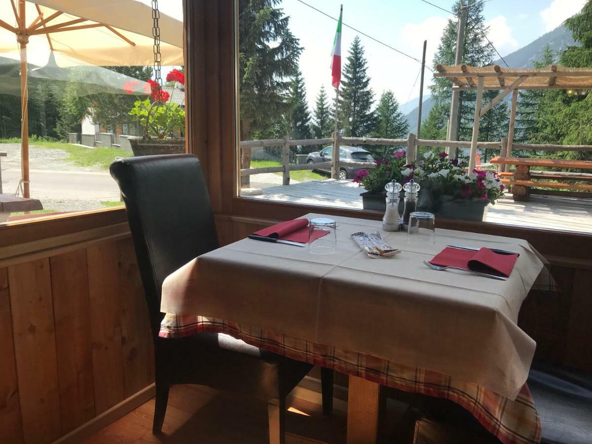Sasso Nero Hotel Chiesa in Valmalenco Buitenkant foto